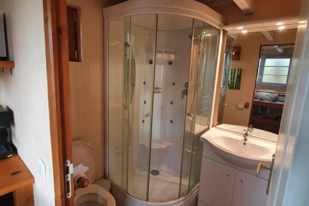 Guest House Au Milieu Des Palmiers Saint-Martin-de-Seignanx 外观 照片
